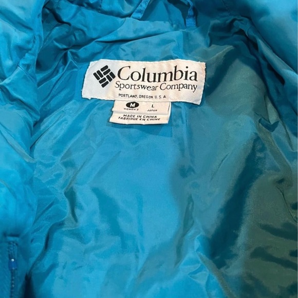 COLUMBIA SPORTSWEAR COMPANY Coat, Size Medium - Picture 3 of 9